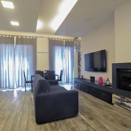 Casa Rosa Lucia Centrale Con Parcheggio Sanremo Eksteriør billede
