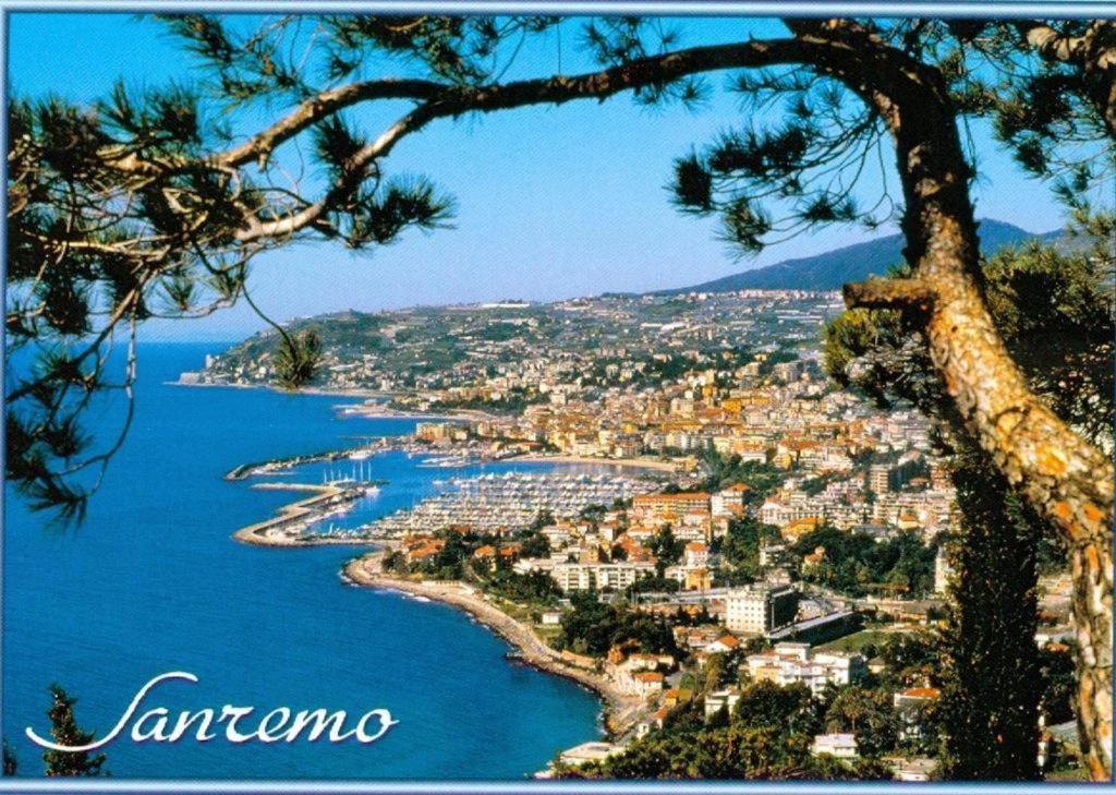 Casa Rosa Lucia Centrale Con Parcheggio Sanremo Eksteriør billede