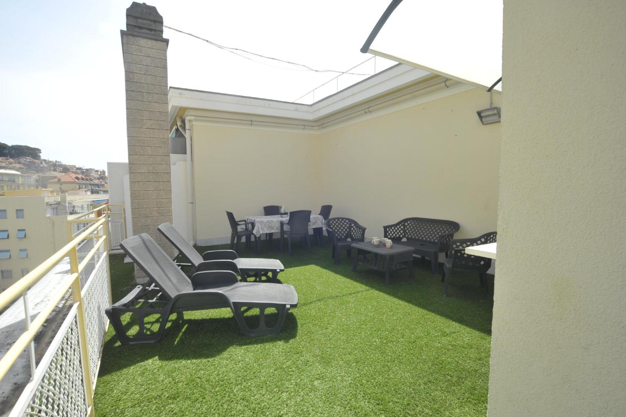 Casa Rosa Lucia Centrale Con Parcheggio Sanremo Eksteriør billede