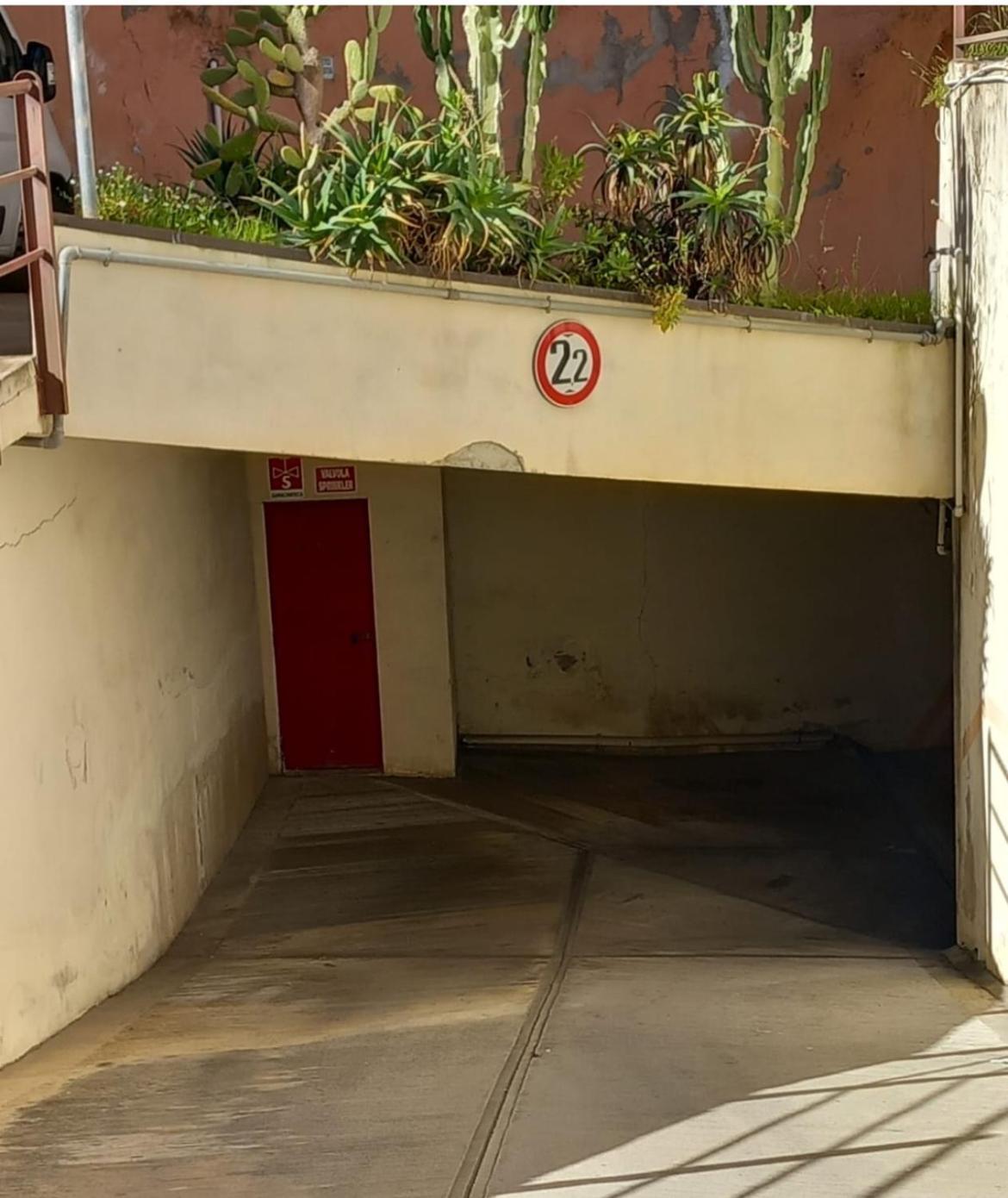 Casa Rosa Lucia Centrale Con Parcheggio Sanremo Eksteriør billede