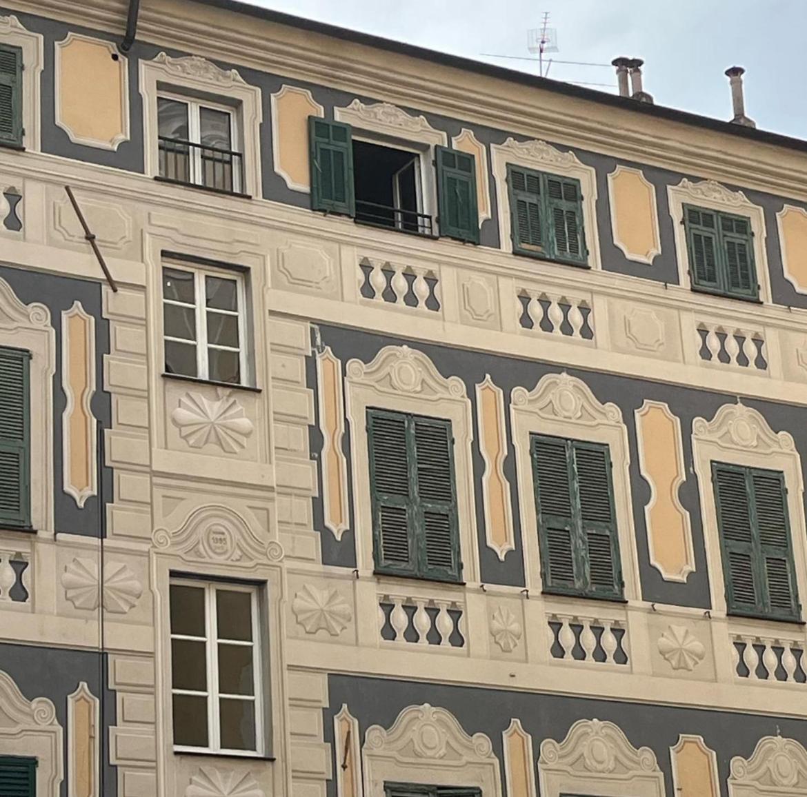 Casa Rosa Lucia Centrale Con Parcheggio Sanremo Eksteriør billede